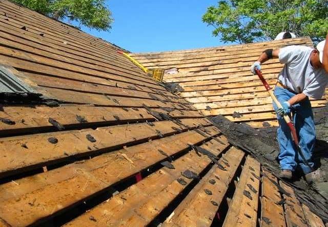 How To Prevent Major Roofing Problems